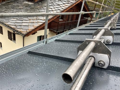 Copertura doppia aggraffatura in alluminio